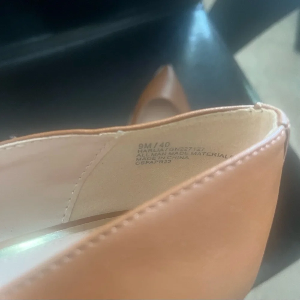 BCBGeneration Pumps - Picture 4 of 7